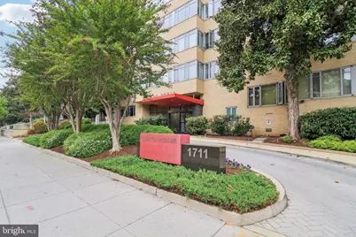 1711 Massachusetts Avenue NW #433, Washington, DC 20036 - Photo 1