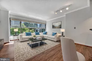 777 7th St NW, Washington, DC 20001 - Photo 1