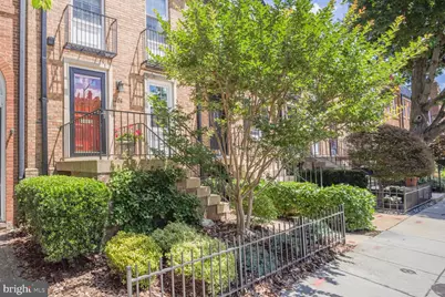 706 6th Street SW, Washington, DC 20024 - Photo 1