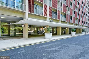 800 4th St SW, Washington, DC 20024 - Photo 1