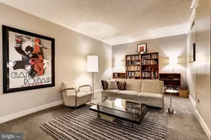 777 7th St NW, Washington, DC 20001 - Photo 1