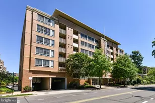 355 I Street SW, Washington, DC 20024 - Photo 1