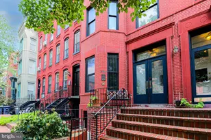 220 4th St SE, Washington, DC 20003 - Photo 1