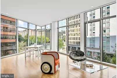 1177 22nd Street NW #3D, Washington, DC 20037 - Photo 1