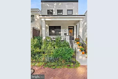 231 10th Street SE, Washington, DC 20003 - Photo 1