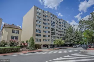 922 24th St NW, Washington, DC 20037 - Photo 1