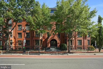 1020 Pennsylvania Avenue SE #404, Washington, DC 20003 - Photo 1