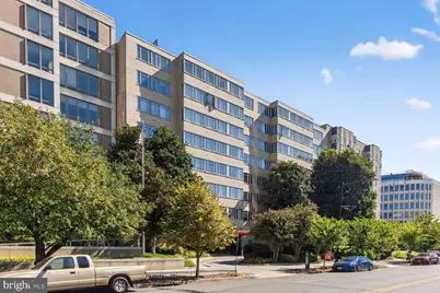 1711 Massachusetts Avenue NW #825, Washington, DC 20036 - Photo 1