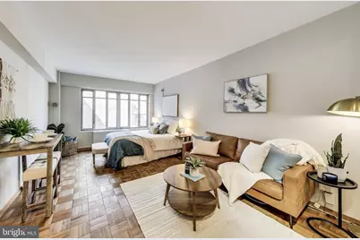 1711 Massachusetts Avenue NW #810, Washington, DC 20036 - Photo 1