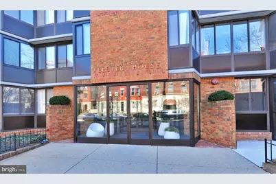 1718 P Street NW #318, Washington, DC 20036 - Photo 1