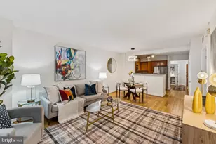 915 E St NW, Washington, DC 20004 - Photo 1