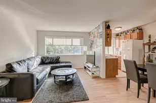 630 11th St NE, Washington, DC 20002 - Photo 1