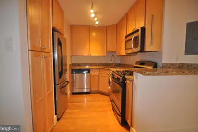 4840 Macarthur Boulevard NW #503, Washington, DC 20007 - Photo 1