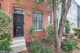 222 12th Pl NE, Washington, DC 20002 - Photo 1