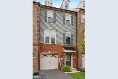 2647 Richmond Way - Photo 1