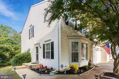 322 Timberbrook Court - Photo 1