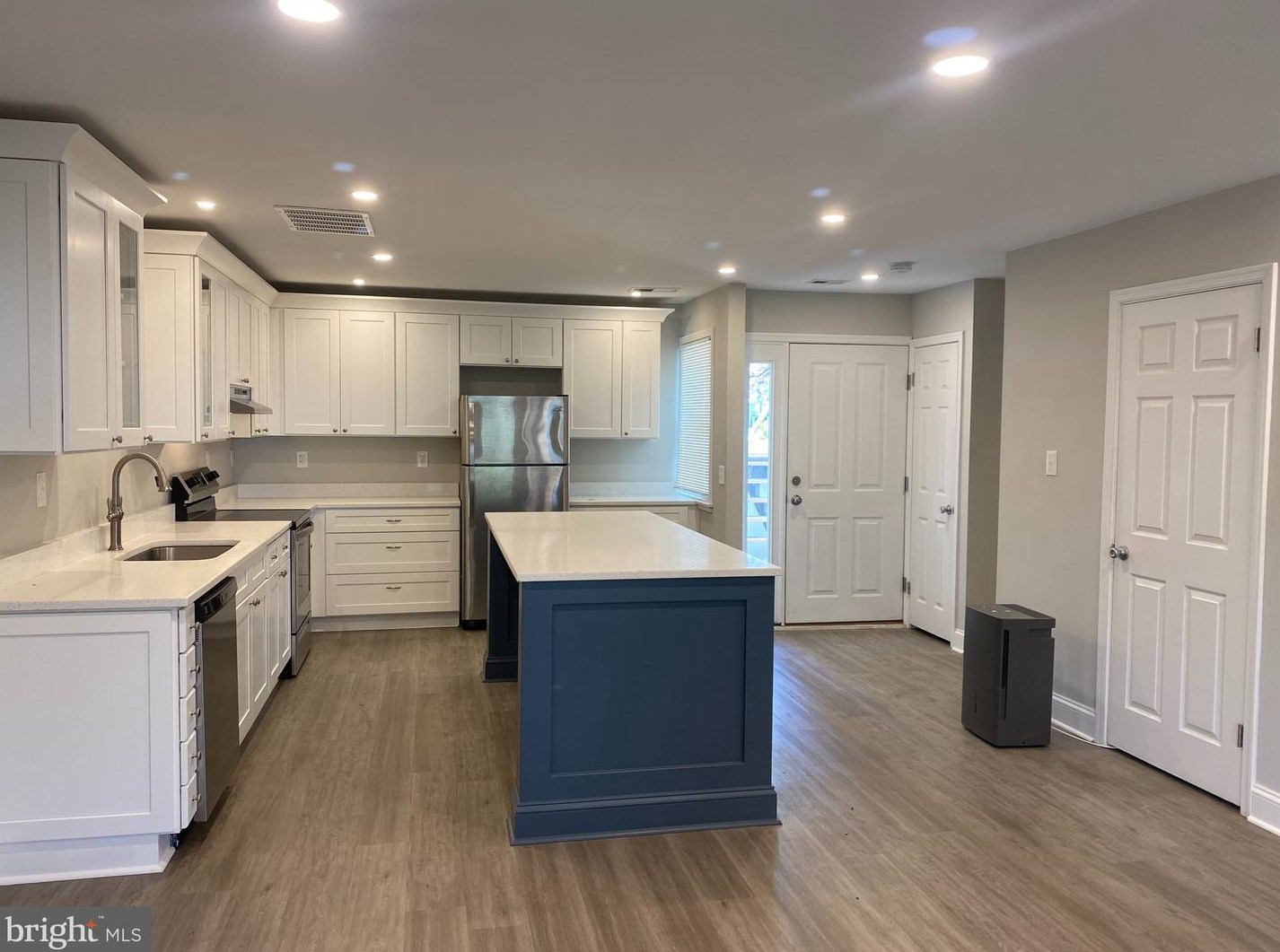 2221 Notely Ln, Crofton MD  21114-1728 exterior