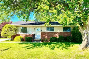 1806 Norfolk Rd, Glen Burnie, MD 21061 - Photo 1