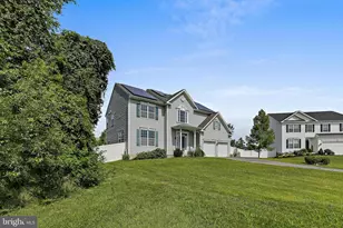 702 Hurricane Hole Ct, Glen Burnie, MD 21060 - Photo 1