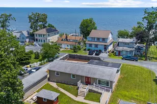 4722 Oak Rd, Shady Side, MD 20764 - Photo 1