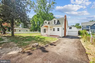 1712 Ridgely Rd, Edgewater, MD 21037 - Photo 1
