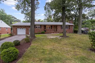 913 Rose Anne Rd, Glen Burnie, MD 21060 - Photo 1