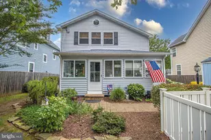 427 Magnolia Dr, Edgewater, MD 21037 - Photo 1