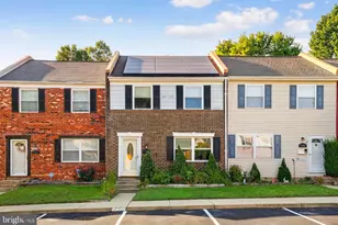 1694 Forest Hill Ct, Crofton, MD 21114 - Photo 1