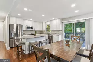 761 212th St, Pasadena, MD 21122 - Photo 1