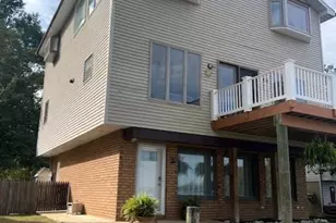 2005 Shore Dr, Edgewater, MD 21037 - Photo 1