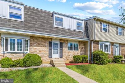 428 Gatewood Court - Photo 1