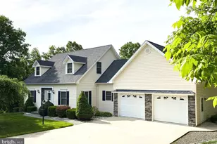 10304 Pin Oak Ct, Ellerslie, MD 21529 - Photo 1