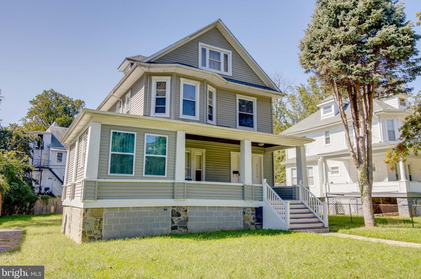 2206 Allendale Rd, Baltimore, MD 21216-2523