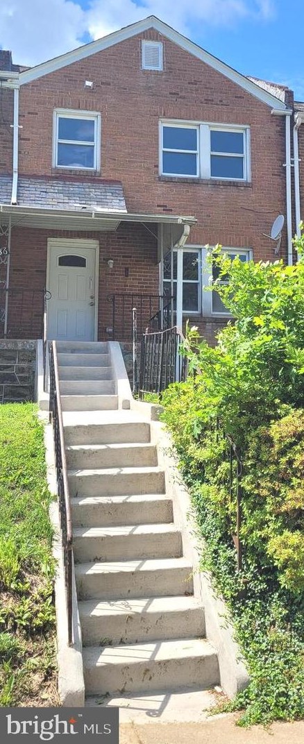 36 Kossuth St, Baltimore, MD 21229-3751