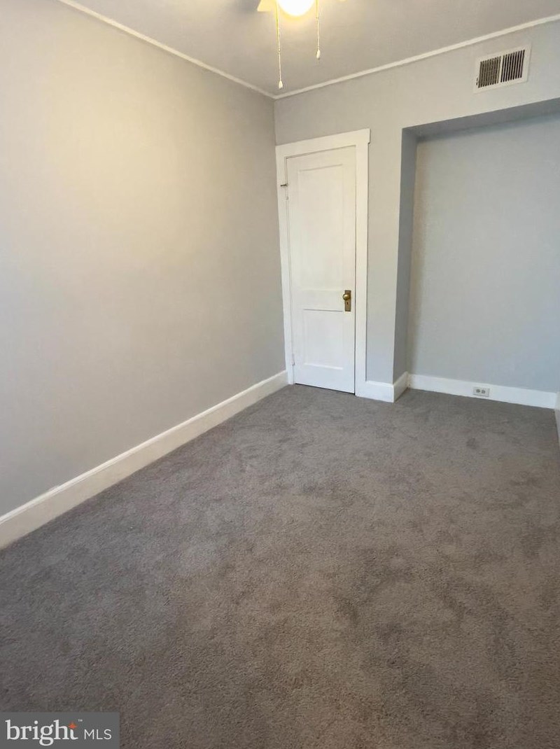 4022 Massachusetts Ave, Baltimore MD  21229-3765 exterior