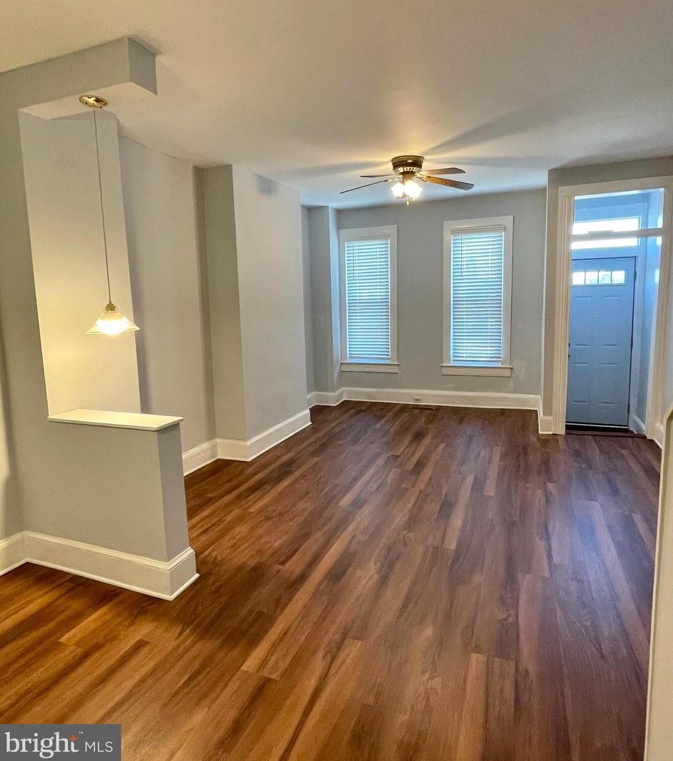 4022 Massachusetts Ave, Baltimore MD  21229-3608 exterior