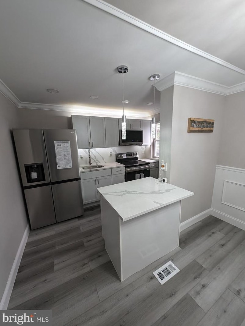 3931 Dudley Ave, Baltimore MD  21213-2115 exterior