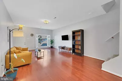 221 N Lakewood Avenue, Baltimore, MD 21224 - Photo 1