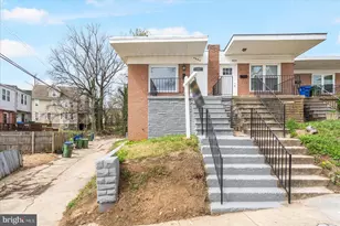 4002 Derby Manor Dr, Baltimore, MD 21215 - Photo 1