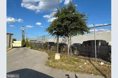 514 E 25th Street, Baltimore, MD 21218 - Photo 1