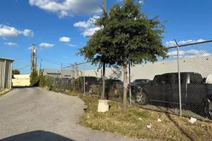 514 E 25th St, Baltimore, MD 21218 - Photo 1