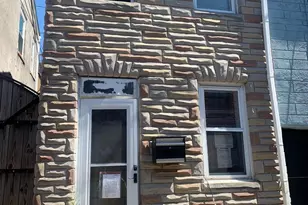 233 S Chapel St, Baltimore, MD 21231 - Photo 1