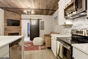 12 W Montgomery Street W, Baltimore, MD 21230 - Photo 1