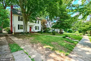 720 Dryden Dr, Baltimore, MD 21229 - Photo 1