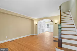 913 E 37th St, Baltimore, MD 21218 - Photo 1