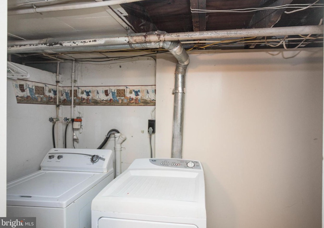 4215 Berger Ave, Baltimore MD  21206-3648 exterior