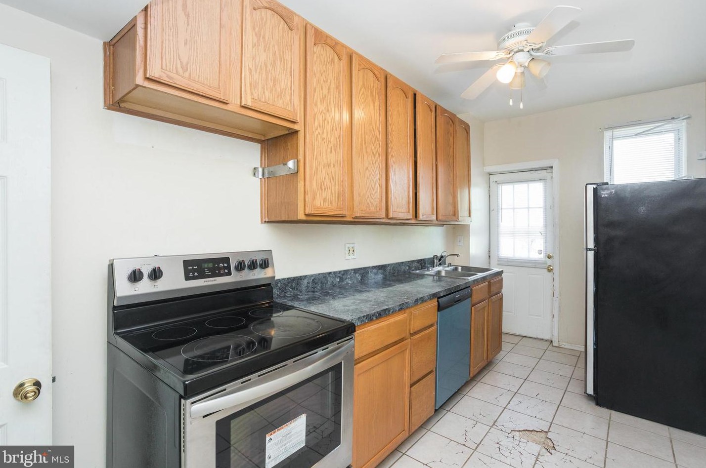 4215 Berger Ave, Baltimore MD  21206-3648 exterior