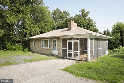 6498 Golden Ring Road - Photo 1