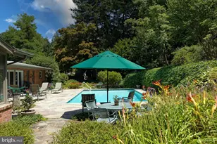 6009 Lake Manor Dr, Baltimore, MD 21210 - Photo 1