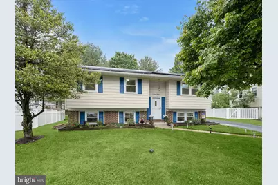 1911 N Norhurst Way N, Baltimore, MD 21228 - Photo 1